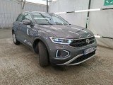  Volkswagen  T-ROC VOLKSWAGEN  / 2021 / 5P / SUV 1.5 TSI 150 EVO LIFE DSG7 #4