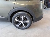  Peugeot  3008 PEUGEOT  / 2016 / 5P / SUV BLUEHDI 130 EAT8 SeS ALLURE #136