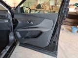  Peugeot  3008 PEUGEOT  / 2020 / 5P / SUV BLUEHDI 130 EAT8 SeS ACTIVE BUSINESS #102