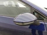  Volkswagen  Golf Volkswagen  VIII 1.0 eTSI 81kW Life DSG 5d (2GPT248) #33