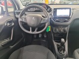  Peugeot  208 Peugeot  Blue Lion 1.2 PureTech 82 99g 5d #9
