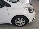  Peugeot  208 Peugeot  Blue Lion 1.2 PureTech 82 99g 5d #21