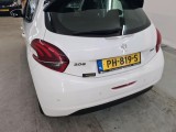  Peugeot  208 Peugeot  Blue Lion 1.2 PureTech 82 99g 5d #40