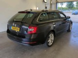  Skoda  Octavia Skoda  Combi 1.5 TSI Green Business Edition Plus DSG 5d #2