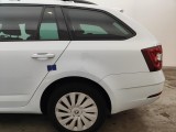  Skoda  Octavia Skoda  Combi 1.6 CRTDI GreenTec 85kW DSG7 Ambition 5d #46