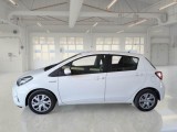  Toyota  Yaris TOYOTA  / 2017 / 5P / BERLINA 1.5 HYBRID BUSINESS #8