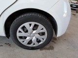  Toyota  Yaris TOYOTA  / 2017 / 5P / BERLINA 1.5 HYBRID BUSINESS #20