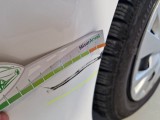  Toyota  Yaris TOYOTA  / 2017 / 5P / BERLINA 1.5 HYBRID BUSINESS #31