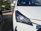  Toyota  Yaris TOYOTA  / 2017 / 5P / BERLINA 1.5 HYBRID BUSINESS #32