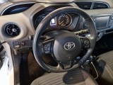 Toyota  Yaris TOYOTA  / 2017 / 5P / BERLINA 1.5 HYBRID BUSINESS #84