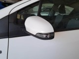  Toyota  Yaris TOYOTA  / 2017 / 5P / BERLINA 1.5 HYBRID BUSINESS #81