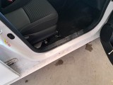  Toyota  Yaris TOYOTA  / 2017 / 5P / BERLINA 1.5 HYBRID BUSINESS #89