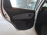  Toyota  Yaris TOYOTA  / 2017 / 5P / BERLINA 1.5 HYBRID BUSINESS #97