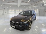  Volvo  XC60 VOLVO XC40 / 2017 / 5P / SUV T4 PLUG-IN HYBRID AUTO RECH INSCRIP EXPR 