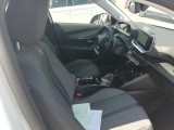 Peugeot  2008  Allure Pack 1.2 PureTech 130CV AT8 E6d #6