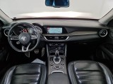  Alfa Romeo  Stelvio ALFA ROMEO  / 2017 / 5P / SUV 2.2 TURBO DIESEL 190CV TI AT8 Q4 #3