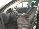  Volkswagen  Tiguan VOLKSWAGEN  / 2016 / 5P / SUV 2.0 TDI 150 DSG7 Carat #8