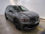  Volkswagen  Tiguan VOLKSWAGEN  / 2016 / 5P / SUV 2.0 TDI 150 DSG7 Black R-Line(SP) #4