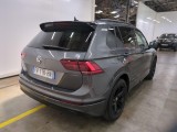  Volkswagen  Tiguan VOLKSWAGEN  / 2016 / 5P / SUV 2.0 TDI 150 DSG7 Black R-Line(SP) #3
