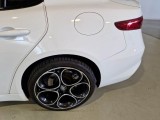  Alfa Romeo  Giulia ALFA ROMEO  / 2016 / 4P / BERLINA 2.2 TD 210 CV VELOCE AT8 Q4 #56