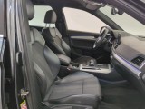  Audi  Q5 Audi  35 TDI S tronic S Edition 5d #3