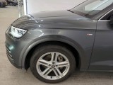  Audi  Q5 Audi  35 TDI S tronic S Edition 5d #15