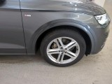  Audi  Q5 Audi  35 TDI S tronic S Edition 5d #18