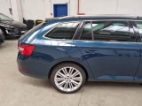  Skoda  Superb SKODA  WAGON / 2019 / 5P / STATION WAGON 1.4 TSI PLUG-IN HYBRYD STYLE DSG #41