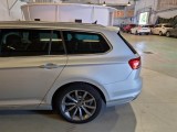  Volkswagen  Passat VOLKSWAGEN  / 2019 / 5P / STATION WAGON VAR. 1.4 PLUG IN HYBRID GTE DSG #65