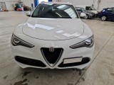  Alfa Romeo  Stelvio ALFA ROMEO  / 2017 / 5P / SUV 2.2 TURBO DIESEL 190CV AT8 Q4 BUSINESS #28