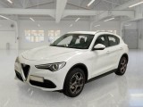  Alfa Romeo  Stelvio ALFA ROMEO  / 2017 / 5P / SUV 2.2 TURBO DIESEL 190CV AT8 Q4 BUSINESS 