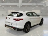  Alfa Romeo  Stelvio ALFA ROMEO  / 2017 / 5P / SUV 2.2 TURBO DIESEL 190CV AT8 Q4 BUSINESS #2