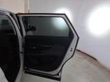  Peugeot  5008 PEUGEOT  / 2017 / 5P / SUV BLUEHDI 130 BUSINESS EAT8 S/S AUT. #70