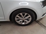  Skoda  Octavia SKODA  / 2016 / 5P / STATION WAGON 1.6 TDI EXECUTIVE #17