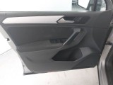  Volkswagen  Tiguan VOLKSWAGEN  / 2016 / 5P / SUV 2.0 TDI SCR 110KW BUSINESS BMT 4MOT DSG #97