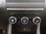  Renault  Captur Renault  TCe 90 Corporate Edition 5d #24
