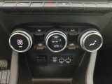  Renault  Clio Renault  TCe 90 Corporate Edition 5d #31