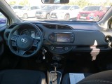 Toyota  Yaris TOYOTA  / 2017 / 5P / berlina con portón 1.5 Hybrid Active #3