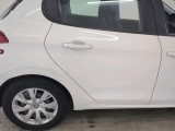  Peugeot  208 Peugeot  Blue Lion 1.2 PureTech 82 99g 5d #56