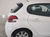  Peugeot  208 Peugeot  Blue Lion 1.2 PureTech 82 99g 5d #63