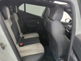  Peugeot  2008 Peugeot e- GT EV 50kWh 136 5d #8