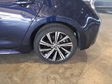  Toyota  Corolla TOYOTA  / 2019 / 5P / BERLINA 1.8 HYBRID STYLE #101