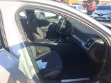  Volvo  V60 VOLVO  / 2018 / 5P / familiar 2.0 B4 (G) Core Auto #6