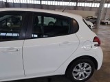  Peugeot  208 PEUGEOT  / 2015 / 5P / BERLINA VAN ACTIVE BLUEHDI 100CV #74