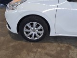  Peugeot  208 PEUGEOT  / 2015 / 5P / BERLINA VAN ACTIVE BLUEHDI 100CV #122
