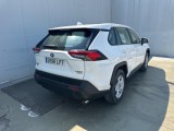  Toyota  RAV4 TOYOTA  / 2018 / 5P / todoterreno 2.5l 220H Business 4WD #2