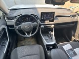  Toyota  RAV4 TOYOTA  / 2018 / 5P / todoterreno 2.5l 220H Business 4WD #3