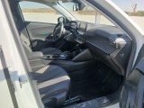  Peugeot  2008  Allure Pack 1.2 PureTech 130CV AT8 E6d #6