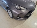  Toyota  Yaris TOYOTA  / 2020 / 5P / BERLINA HYBRID BUSINESS MY20 #32