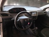 Peugeot  208 PEUGEOT  / 2015 / 5P / BERLINA VAN ACTIVE BLUEHDI 75CV #3